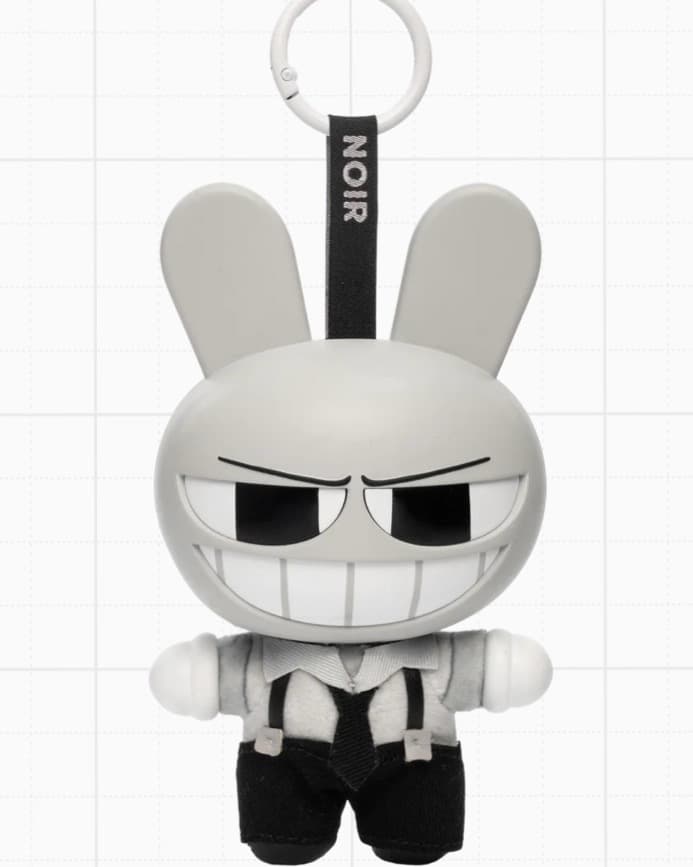 Jax noir pendantz